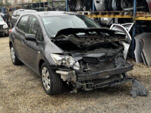 2025.11.19 Toyota Auris E15 1.4 VVt-i