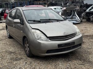2025.12.03 Toyota Prius 2 1.5 HYBRID